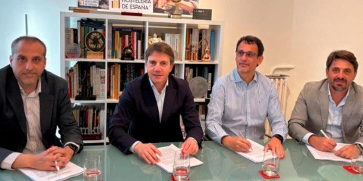 Firma del VI Acuerdo Laboral de ámbito Estatal para el sector de la Hostelería (ALEH)
