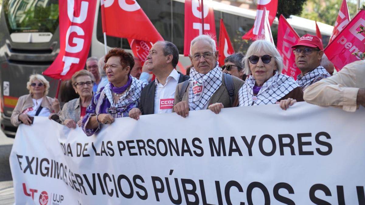 La Federación de Pensionistas de CCOO celebra este día 1 de octubre, Día Internacional de las Personas Mayores, reivindicándose como portadora de conocimiento, experiencia y depositaria de valores que han conformado nuestra sociedad.