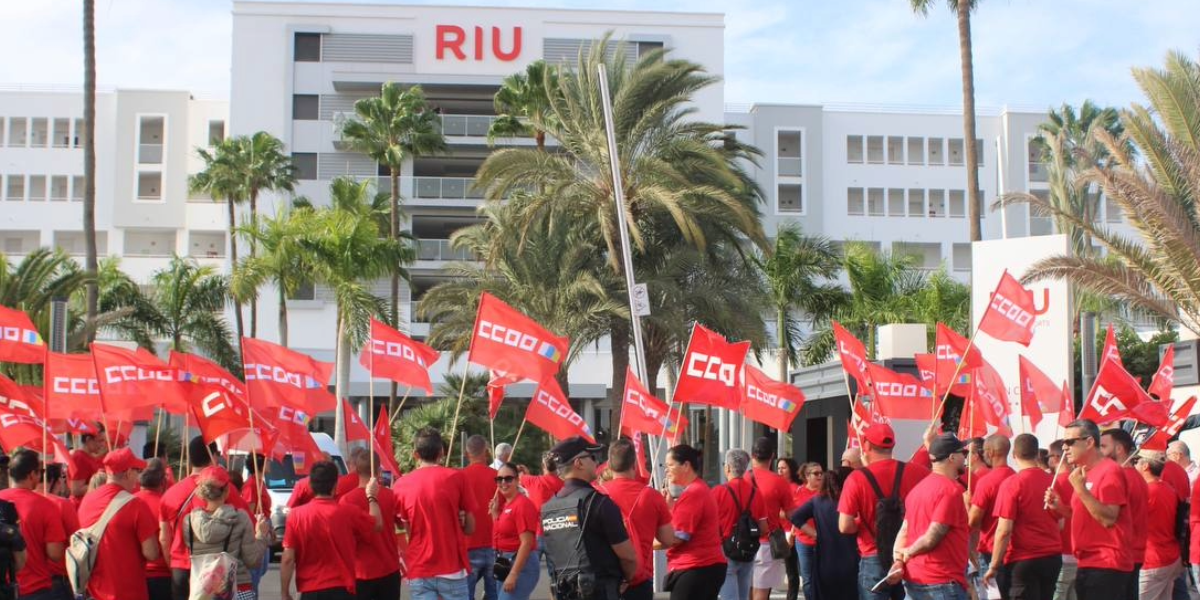 RIU