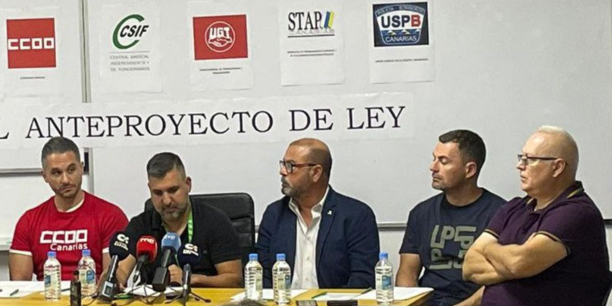 Rueda de prensa de representantes sindicales de policias locales de Canarias